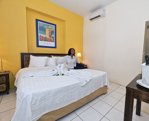 Academy Hotel Curacao Willemstad Exterior foto