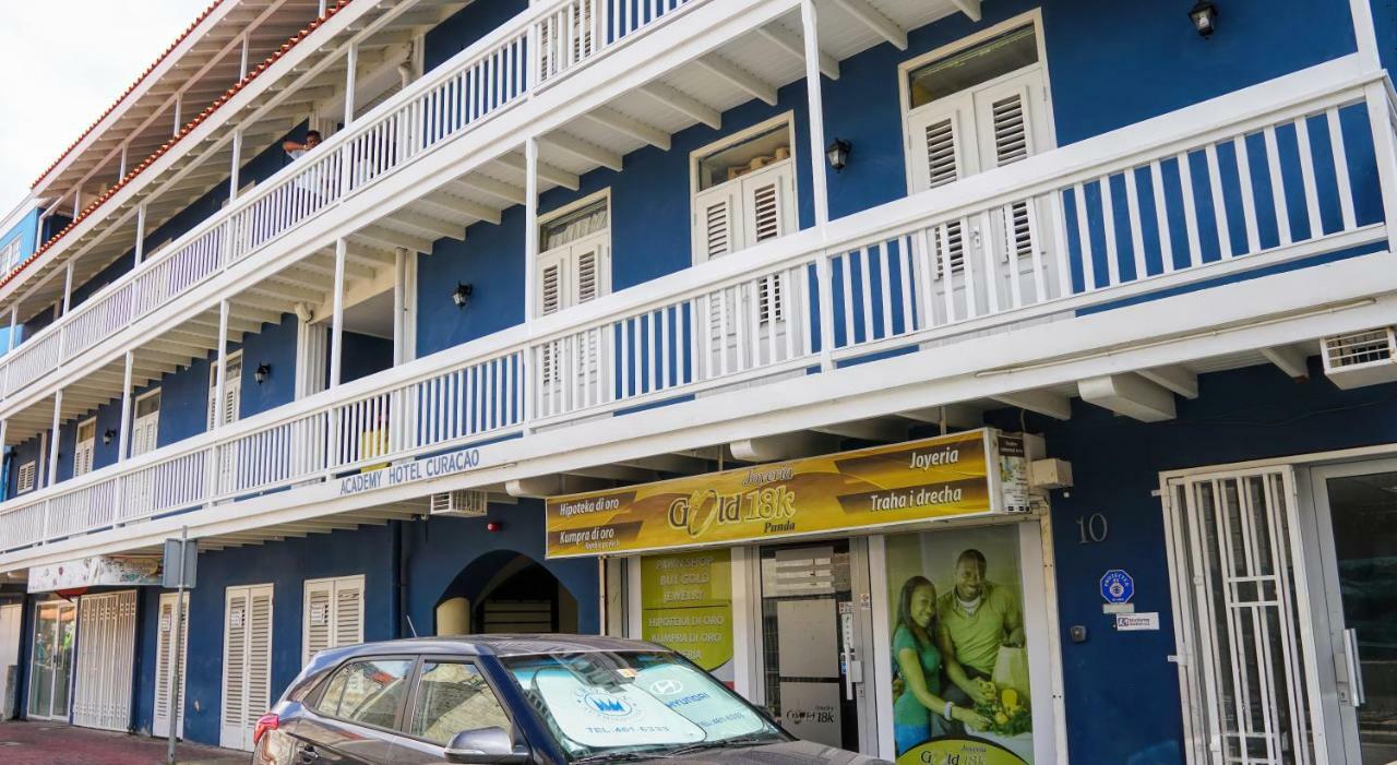 Academy Hotel Curacao Willemstad Exterior foto